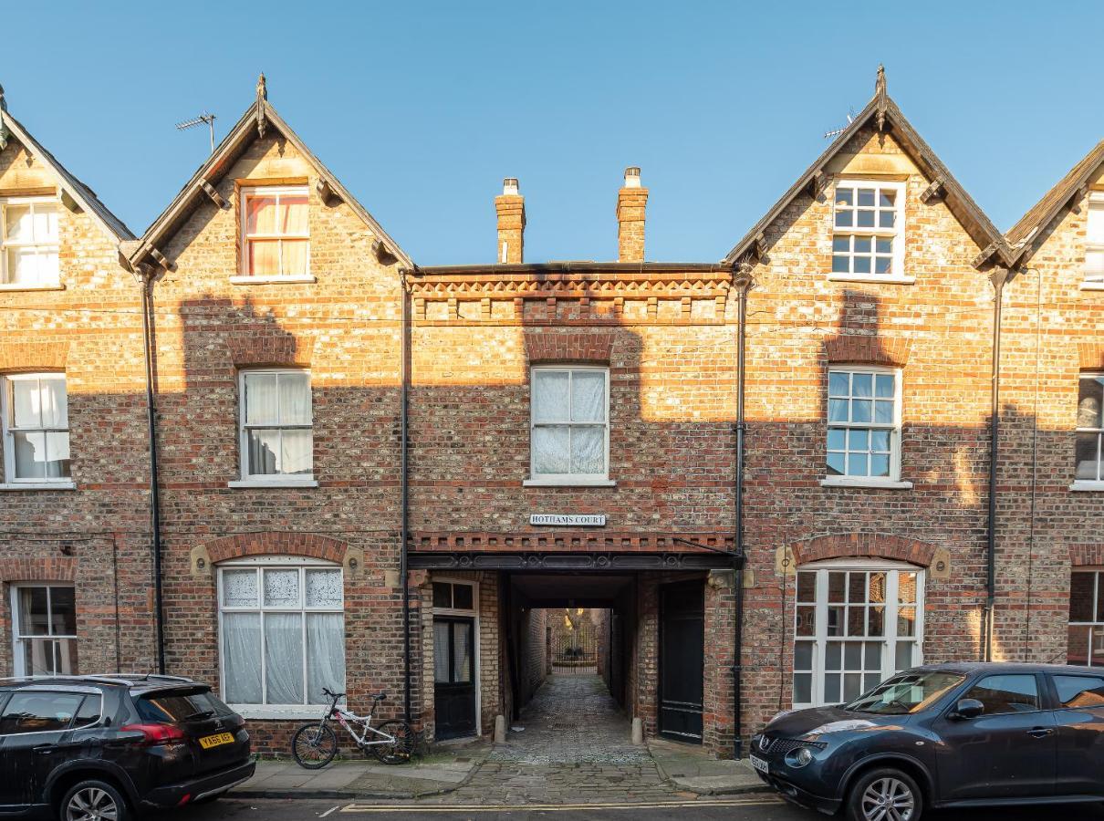 The Old Coach House York Exterior foto